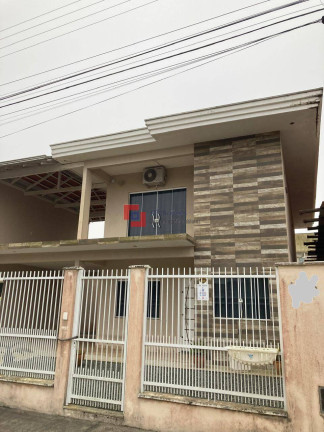 Casa com 4 Quartos à Venda, 260 m² em Enseada - São Francisco Do Sul