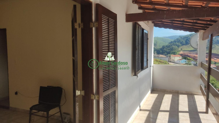 Imagem Casa com 2 Quartos à Venda, 90 m² em Centro - Jambeiro