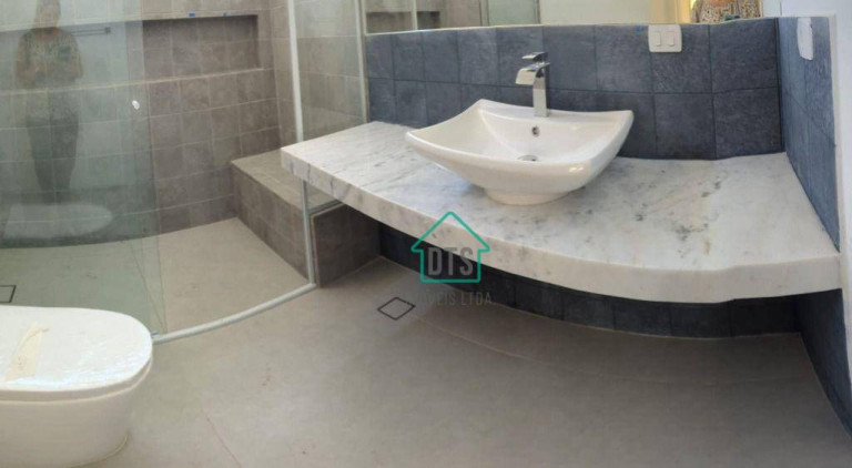 Imagem Casa com 3 Quartos à Venda, 257 m² em Jardim Itatiaia - Embu Das Artes Imagem Casa com 3 Quartos à Venda, 257 m² em Jardim Itatiaia - Embu Das Artes