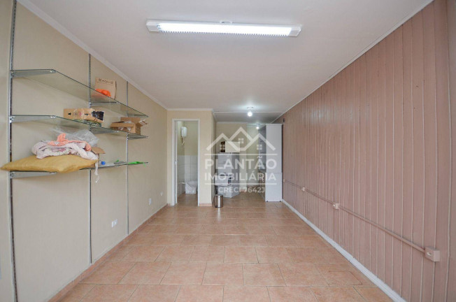 Imagem Casa com 4 Quartos à Venda, em Pinheirinho - Curitiba Imagem Casa com 4 Quartos à Venda, em Pinheirinho - Curitiba
