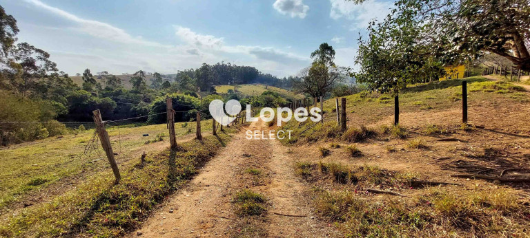 Imagem Imóvel com 1 Quarto à Venda, 46 m² em área Rural De Amparo - Amparo