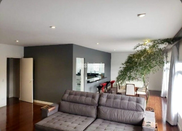 Imagem Casa com 5 Quartos à Venda, 310 m² em Morumbi - São Paulo Imagem Casa com 5 Quartos à Venda, 310 m² em Morumbi - São Paulo