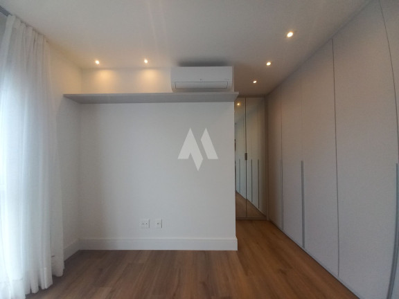 Imagem Apartamento com 3 Quartos à Venda, 134 m² em Boqueirão - Santos