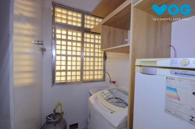 Imagem Imóvel com 1 Quarto à Venda, 42 m² em Centro Histórico - Porto Alegre Imagem Imóvel com 1 Quarto à Venda, 42 m² em Centro Histórico - Porto Alegre