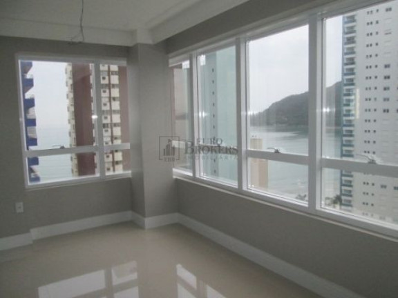 Imagem Apartamento com 3 Quartos à Venda, 136 m² em Centro - Balneário Camboriú Imagem Apartamento com 3 Quartos à Venda, 136 m² em Centro - Balneário Camboriú