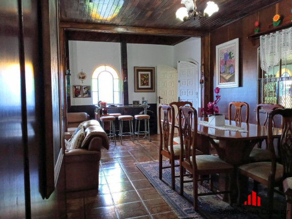 Imagem Casa com 3 Quartos à Venda, 1.046 m² em Descansópolis - Campos Do Jordão Imagem Casa com 3 Quartos à Venda, 1.046 m² em Descansópolis - Campos Do Jordão