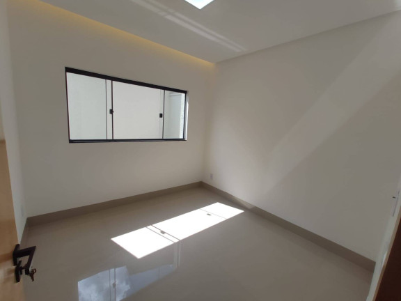 Imagem Casa com 3 Quartos à Venda, 185 m² em Jardim Balneário Meia Ponte - Goiânia