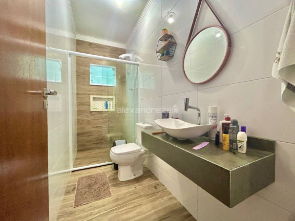 Imagem Casa com 3 Quartos à Venda, 121 m² em Bombas - Bombinhas