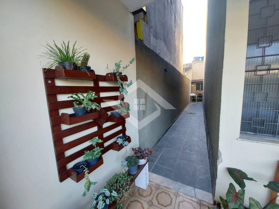 Imagem Casa com 5 Quartos à Venda, 250 m² em Campo Grande - Rio De Janeiro Imagem Casa com 5 Quartos à Venda, 250 m² em Campo Grande - Rio De Janeiro