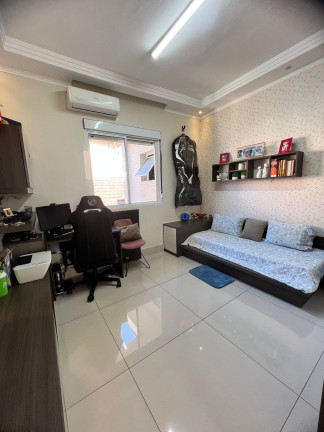 Imagem Casa com 3 Quartos à Venda, 280 m² em Boqueirão - Santos