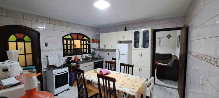 Imagem Casa com 4 Quartos à Venda, 134 m² em Vila Silviania - Carapicuíba Imagem Casa com 4 Quartos à Venda, 134 m² em Vila Silviania - Carapicuíba