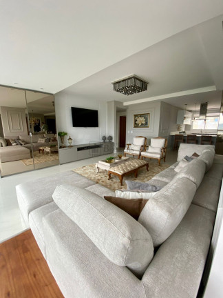 Imagem Apartamento com 4 Quartos à Venda, 182 m² em Centro - Balneário Camboriú Imagem Apartamento com 4 Quartos à Venda, 182 m² em Centro - Balneário Camboriú