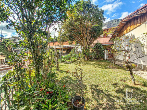 Imagem Casa com 3 Quartos à Venda, 185 m² em Araras - Teresópolis Imagem Casa com 3 Quartos à Venda, 185 m² em Araras - Teresópolis