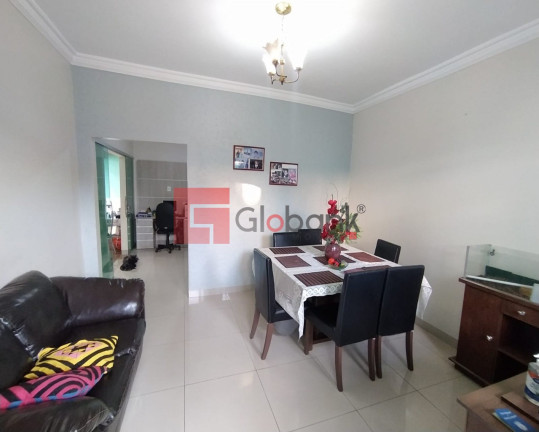 Imagem Casa com 3 Quartos à Venda, 250 m² em Nossa Senhora De Fátima - Montes Claros Imagem Casa com 3 Quartos à Venda, 250 m² em Nossa Senhora De Fátima - Montes Claros