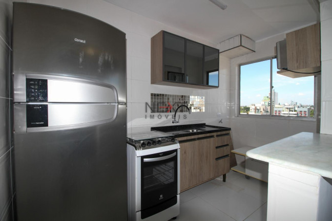 Imagem Apartamento com 2 Quartos à Venda, 60 m² em Centro - Curitiba