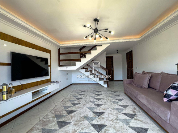 Imagem Casa com 3 Quartos à Venda, 200 m² em Bom Retiro - Teresópolis Imagem Casa com 3 Quartos à Venda, 200 m² em Bom Retiro - Teresópolis
