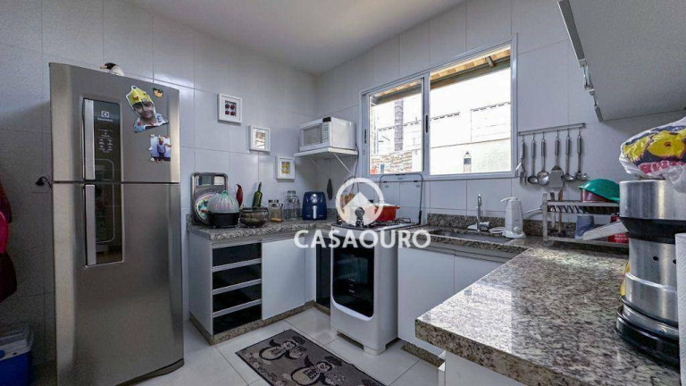 Imagem Casa com 4 Quartos à Venda, 165 m² em Condomínio Village Royale - Nova Lima