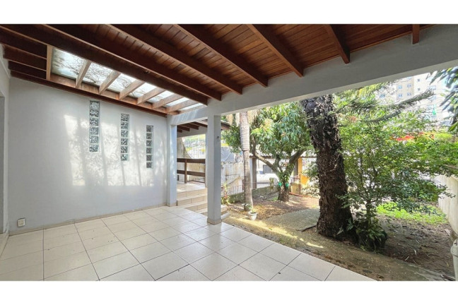Imagem Casa com 3 Quartos à Venda, 289 m² em Morro Santana - Porto Alegre