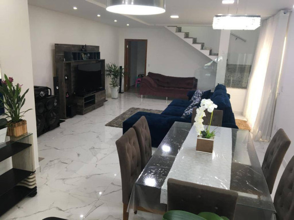 Casa com 4 Quartos à Venda, 261 m² em Jardim Jaraguá - Atibaia