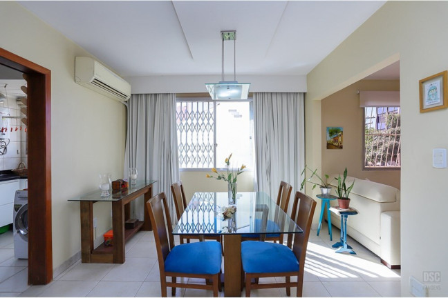 Imagem Apartamento com 2 Quartos à Venda, 65 m² em Azenha - Porto Alegre Imagem Apartamento com 2 Quartos à Venda, 65 m² em Azenha - Porto Alegre