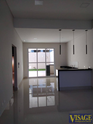 Casa com 3 Quartos à Venda,  em Vila Branca - Jacareí