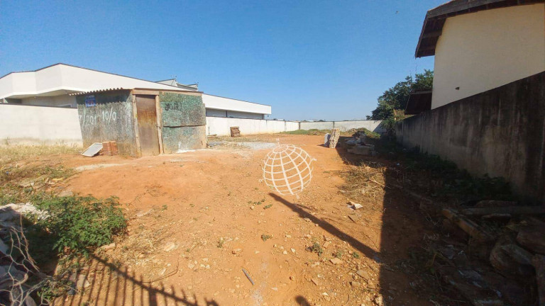Terreno à Venda, 555 m² em Jardim Kanimar - Atibaia