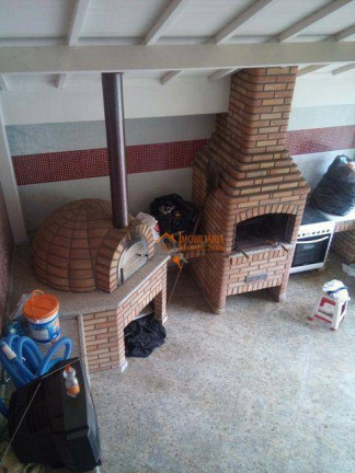 Imagem Sobrado com 5 Quartos à Venda, 700 m² em Vila Rosália - Guarulhos Imagem Sobrado com 5 Quartos à Venda, 700 m² em Vila Rosália - Guarulhos
