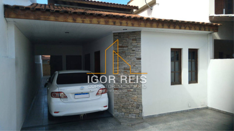 Casa com 3 Quartos à Venda,  em Alphaville - Campos Dos Goytacazes