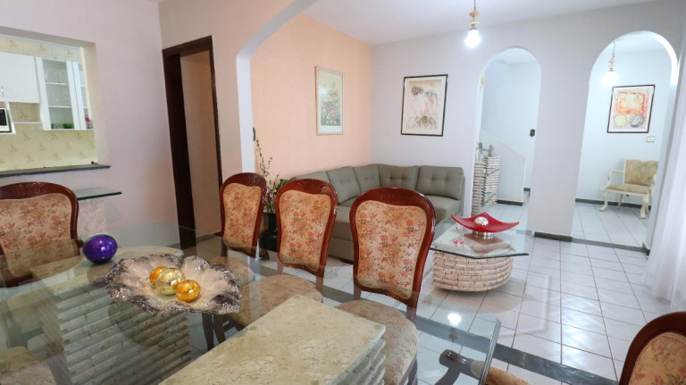 Imagem Sobrado com 3 Quartos à Venda, 250 m² em Vila Sônia - São Paulo