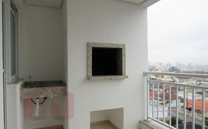 Imagem Imóvel com 2 Quartos à Venda, 98 m² Imagem Imóvel com 2 Quartos à Venda, 98 m²
