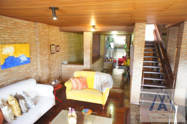Imagem Casa com 5 Quartos à Venda, 446 m² em Vila Suíssa - Mogi Das Cruzes Imagem Casa com 5 Quartos à Venda, 446 m² em Vila Suíssa - Mogi Das Cruzes