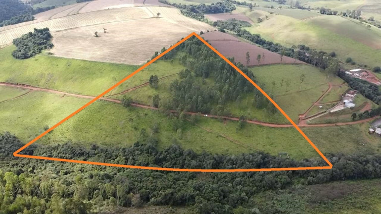Imagem Imóvel com 1 Quarto à Venda, 2 m² em Milho Verde (rural) - Campestre Imagem Imóvel com 1 Quarto à Venda, 2 m² em Milho Verde (rural) - Campestre