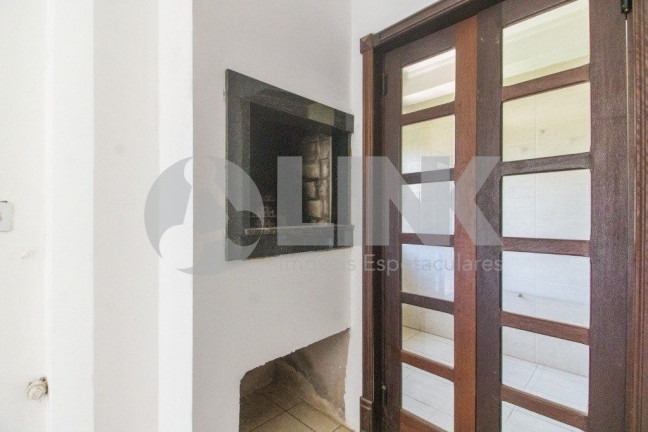 Imagem Casa com 3 Quartos à Venda, 297 m² em Jardim Itu - Porto Alegre Imagem Casa com 3 Quartos à Venda, 297 m² em Jardim Itu - Porto Alegre
