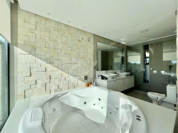 Imagem Casa com 3 Quartos à Venda, 430 m² em Dubai - Capao Da Canoa Imagem Casa com 3 Quartos à Venda, 430 m² em Dubai - Capao Da Canoa