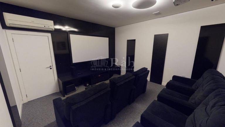 Imagem Apartamento com 3 Quartos à Venda, 134 m² em Centro - Balneário Camboriú Imagem Apartamento com 3 Quartos à Venda, 134 m² em Centro - Balneário Camboriú