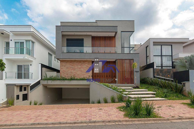 Sobrado com 4 Quartos à Venda, 480 m² em  Alphaville - Santana De Parnaíba