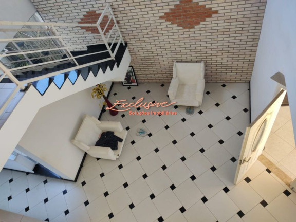 Imagem Sobrado com 3 Quartos à Venda, 380 m²