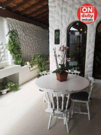 Imagem Casa com 5 Quartos à Venda, 450 m² em Jardim Virginia - Guarujá Imagem Casa com 5 Quartos à Venda, 450 m² em Jardim Virginia - Guarujá