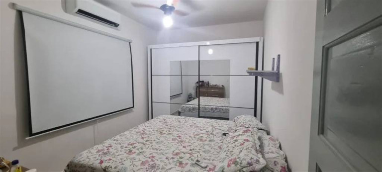 Imagem Casa com 4 Quartos à Venda, 144 m² em Solemar - Praia Grande