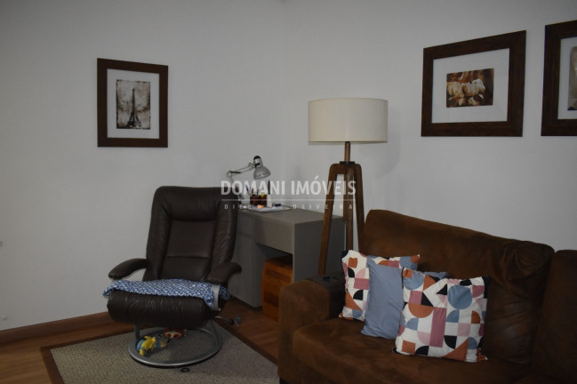 Imagem Imóvel com 2 Quartos à Venda, 87 m² em Região De Capivari - Campos Do Jordão Imagem Imóvel com 2 Quartos à Venda, 87 m² em Região De Capivari - Campos Do Jordão
