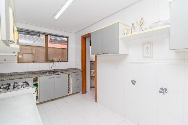 Imagem Apartamento com 3 Quartos à Venda, 178 m² em Auxiliadora - Porto Alegre