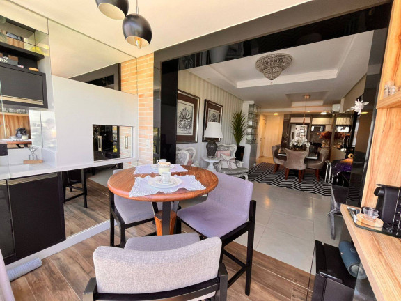 Imagem Apartamento com 3 Quartos à Venda, 130 m² em Abraão - Florianópolis