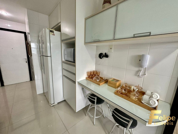 Imagem Imóvel com 3 Quartos à Venda, 136 m² em Praia Da Costa - Vila Velha Imagem Imóvel com 3 Quartos à Venda, 136 m² em Praia Da Costa - Vila Velha