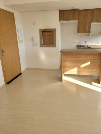 Imagem Imóvel com 2 Quartos à Venda,  em Passo Da Areia - Porto Alegre