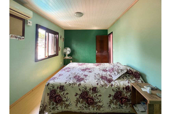 Imagem Casa com 4 Quartos à Venda,  em Igara - Canoas