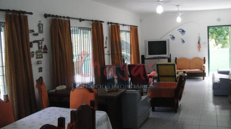 Imagem Sobrado com 4 Quartos à Venda, 265 m² em Massaguaçu - Caraguatatuba