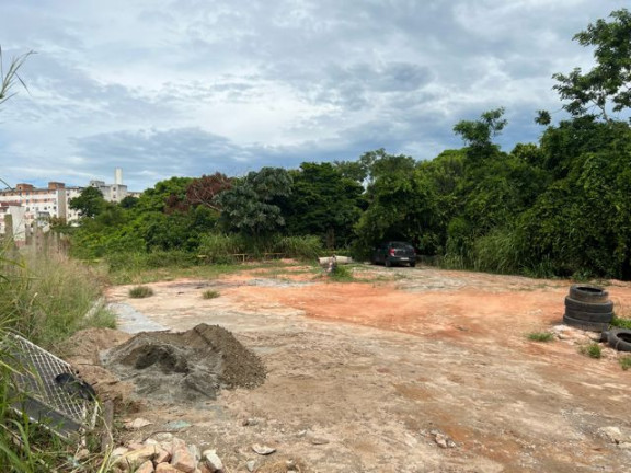 Imagem Terreno à Venda, 6.400 m² em Rj - 27930 Imagem Terreno à Venda, 6.400 m² em Rj - 27930
