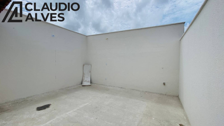 Imagem Casa com 3 Quartos à Venda, 88 m² em Parque Ipê - Feira De Santana