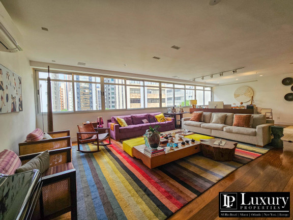 Imagem Apartamento com 4 Quartos à Venda, 226 m² em Jardim Europa - São Paulo Imagem Apartamento com 4 Quartos à Venda, 226 m² em Jardim Europa - São Paulo