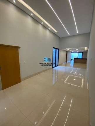 Imagem Casa com 3 Quartos à Venda, 209 m² em Vila Rosa - Goiânia